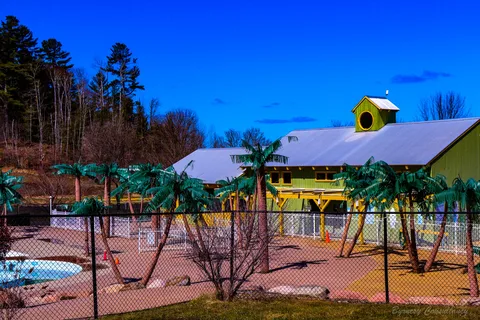 Hartt Island RV Resort
