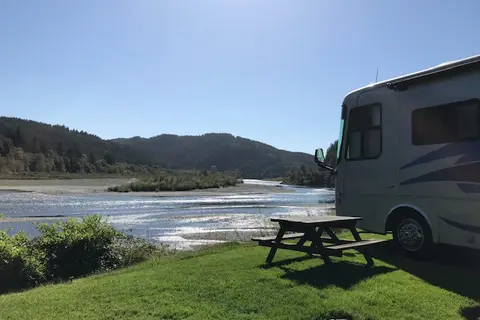 Four Seasons RV Resort - A Gold Beach Oregon RV Park