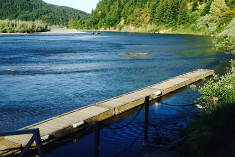Four Seasons RV Resort - A Gold Beach Oregon RV Park