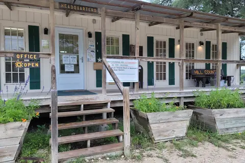 Trailhead Equestrian Camp - Hill Country State Natural Area