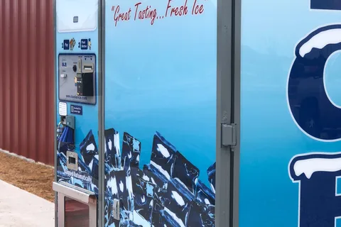Holiday Road Travel Center
