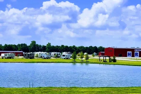 Holiday Road Travel Center