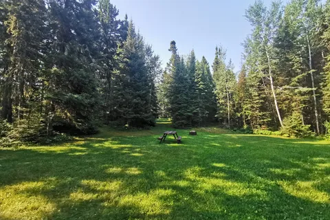 Wekusko Falls Provincial Park
