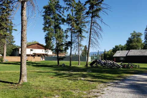Spruce Grove Resort