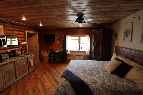 The Historic Wapiti Lodge