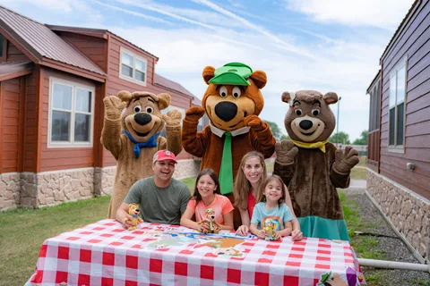 Jellystone Park™ in Caledonia, Wisconsin