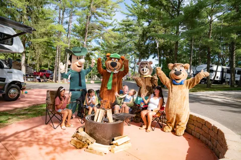 Jellystone Park™ in Caledonia, Wisconsin
