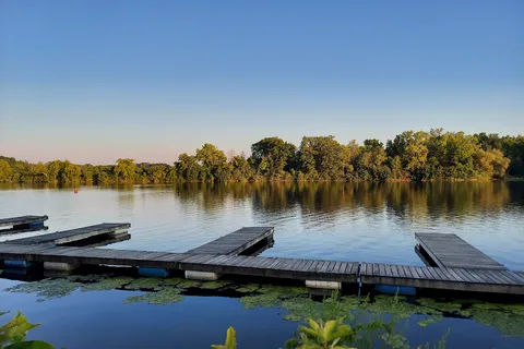 Arrowhead Marina and RV Park