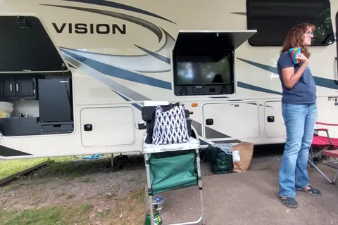 Arrowhead Marina and RV Park