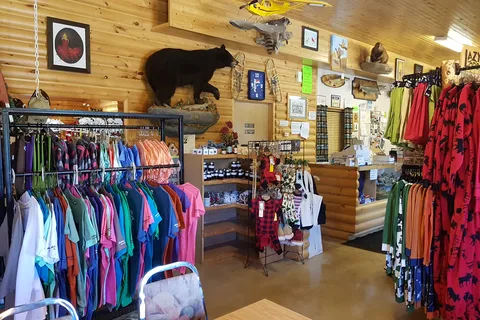 Wellman Lake Lodge and RV Park