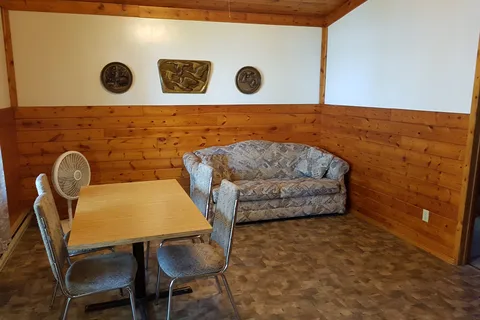 Wellman Lake Lodge and RV Park