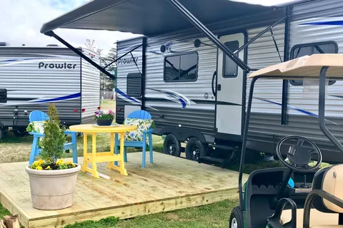 Outer Banks West / Currituck Sound KOA Holiday