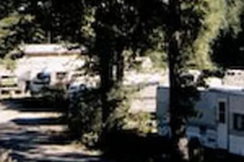 Kreekside Motel Campground and Trailer Court
