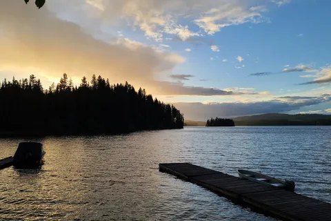 Cottonwood Bay Resort