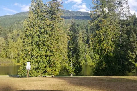 Williamson Lake Campground