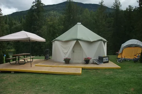 Williamson Lake Campground
