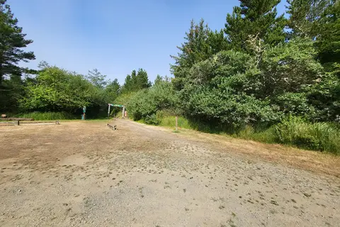 Long Beach RV and Camping Resort