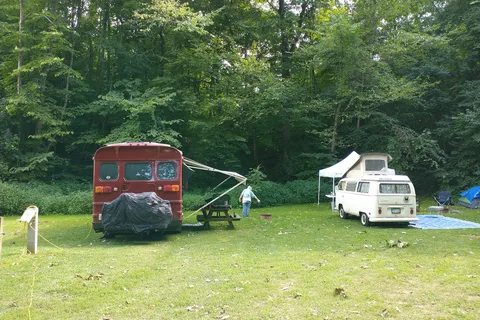 Rustic Knolls Campground