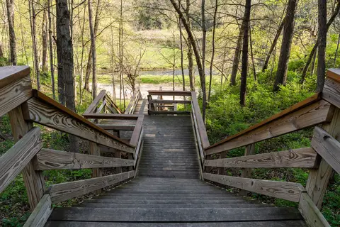 Apple River Canyon State Park
