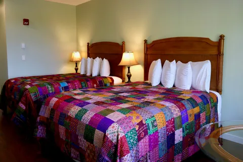 Telegraph Cove Resort