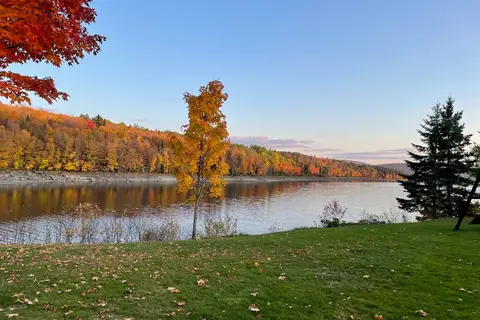 Lake Francis State Park