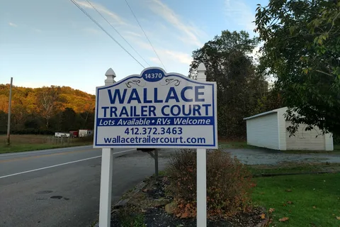 Wallace Trailer Sales and Court