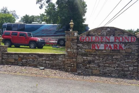 Golden Pond RV Park