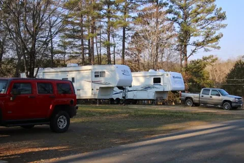 Golden Pond RV Park