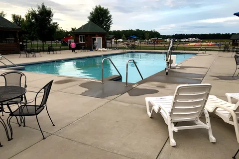 Oasis Campground and Waterpark
