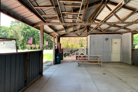 Big Red Barn RV Park