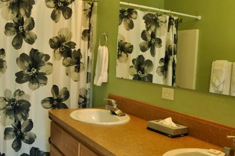 Glenwood Canyon Resort