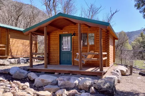 Glenwood Canyon Resort