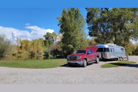 Outdoorsy Bayfield