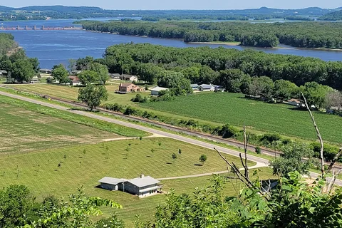 Bellevue State Park Dyas Unit Campground