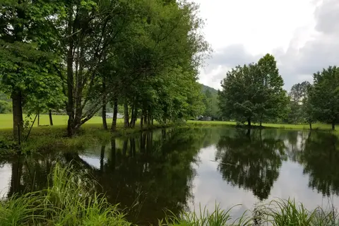 Hammer's Hideaway Campground