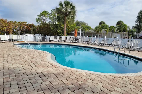 River Vista RV Village