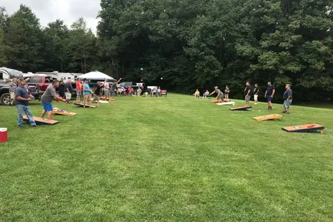 Crazy Acres Campground at Beaver Spring Lake
