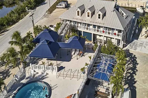 Big Pine Key Fishing Lodge and RV Resort