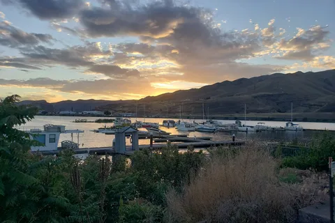 Hells Canyon RV Resort and Marina