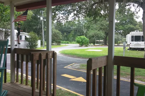 Florilow Oaks RV Campground