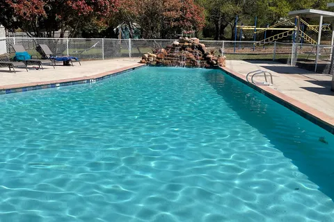 Pine Gardens RV Park at Cedar Creek Lake