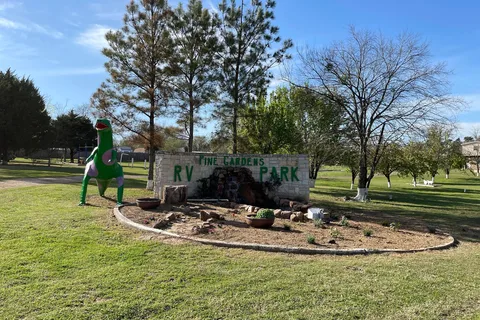 Pine Gardens RV Park at Cedar Creek Lake