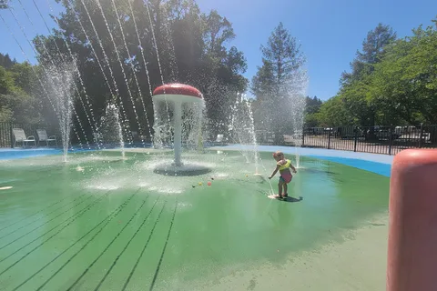 Mendocino Redwoods RV Resort