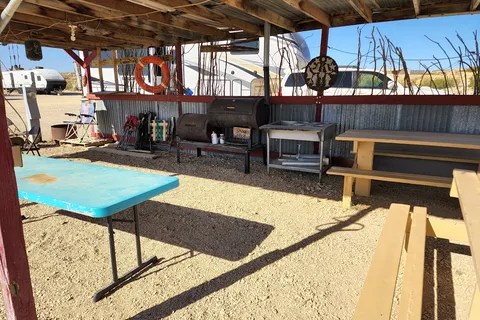 BJ's RV Park