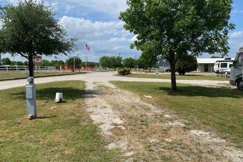 Country Living RV Park