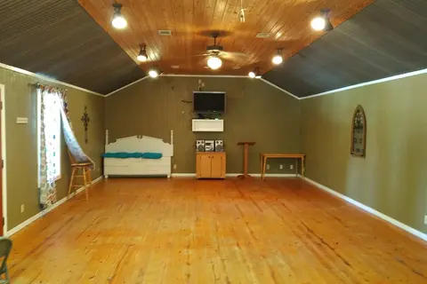 Whispering Creek RV Park and Motel