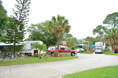Sunshine Travel RV Resort