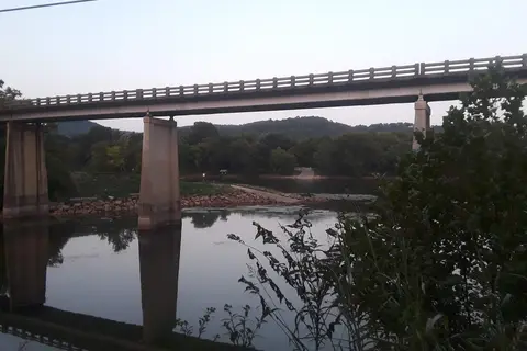 Hooks RV Resort