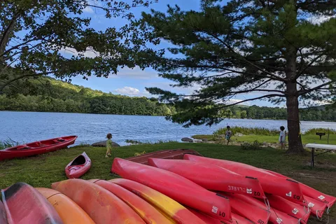 Lake Waramaug State Park Campground