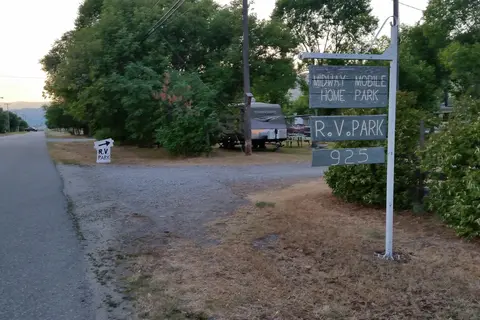 Midway Mobile Home and RV Park